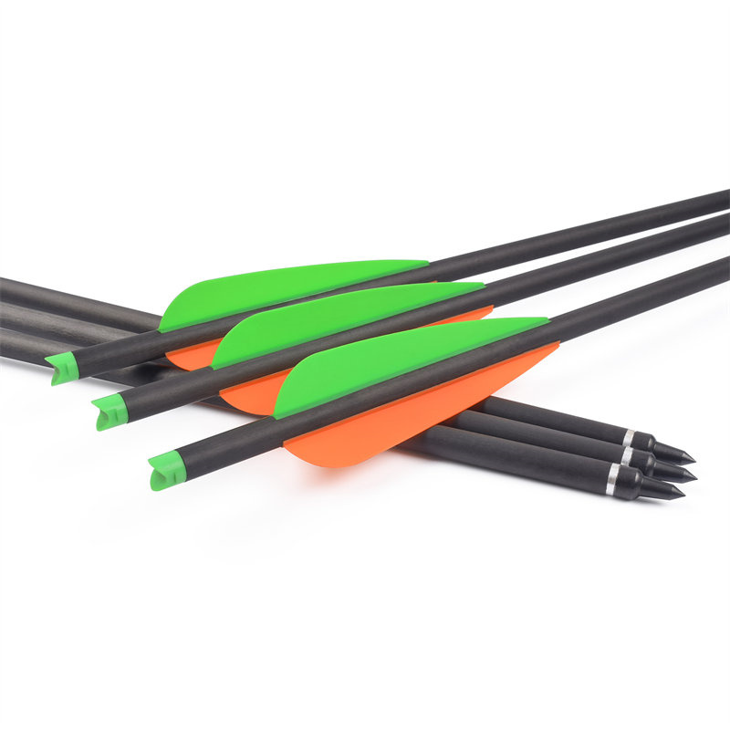 Șuruburi săgeată de carbon pentru vânătoarea de arbaletă